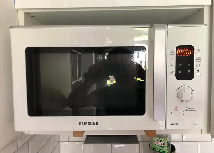 Cosy Centre Tram Апартаменты *